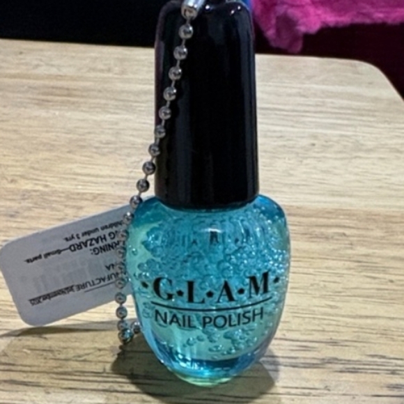NWT-Resin Nail Polish Bottle Keychain 💅🏽🩵 - Picture 3 of 3